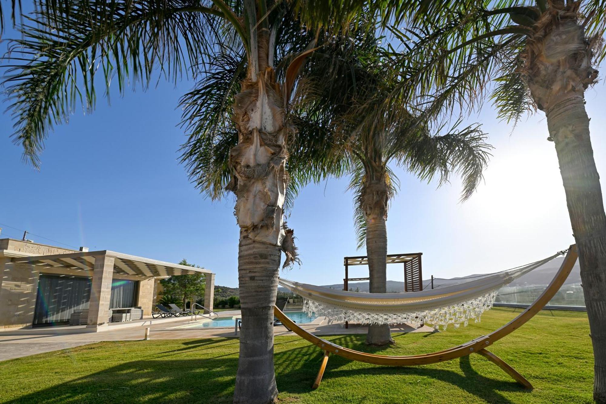 Larimar Luxury Sea View Villa Kíssamos Buitenkant foto